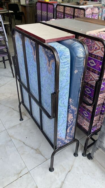 купить раскладушку недорого: Raskladuska Carpayi yatak Ölcü       Macalka   Qiymet. ✅1.85×70    2 — 3