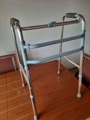 Yerimək üçün arabalar, çəliklər, əsalar, rollatorlar: Yerimək üçün arabalar, çəliklər, əsalar, rollatorlar — 2