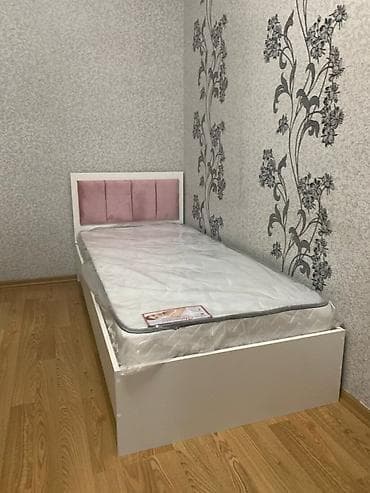 Tək nəfərlik ağ çarpayı və döşək dəsti - Ölçü: təxmini 90x200 sm (tək