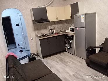 Дома: 1 otaqlı mənzil – studiya tipli Plan: - Geniş dəhlizdən qonaq otağı — 3