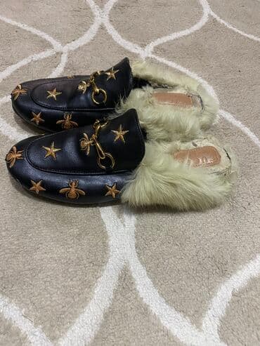 женские босоножки черные на тракторной подошве: Размер: 36, цвет - Черный, Б/у — 2