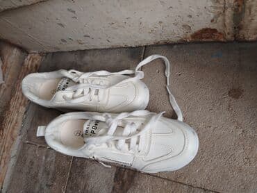 narıncı qadın krossovkaları: 35 35.5 razmer ayaqqabı — 2