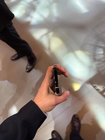 vip iphone 11: IPhone 14 Pro, 256 GB, Qara, Face ID — 5