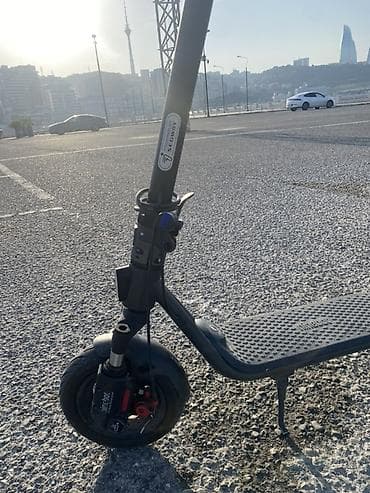 Segway Ninebot elektrik skuter - Brend/model: Segway Ninebot