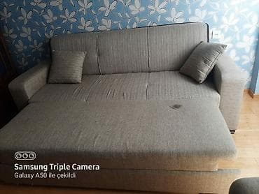 kamp stul: Divan + 2 kreslo satılır.Divan açılır. yaxşı vəziyyətdədir.unvan Yeni — 2