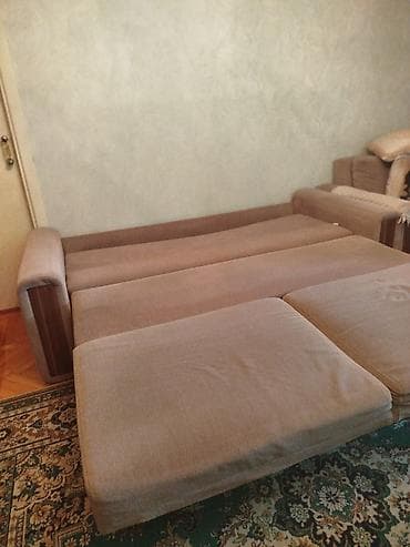 acilan divan: Çevrilən divan (yatak funksiyalı), qəhvəyi rəng. uzunluğu:225 eni:95 — 4