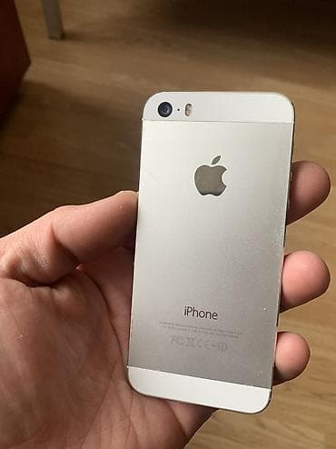 Video oyunlar və konsollar: IPhone 5s, 32 GB — 2