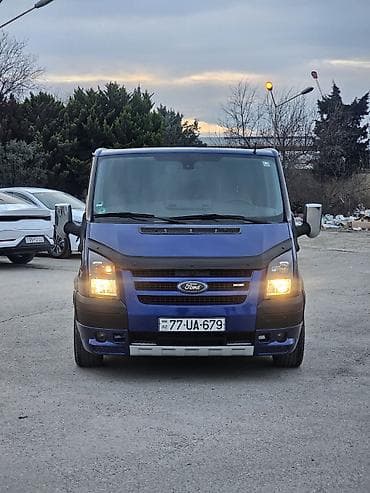 Ford Transit: 2.2 l | 2007 il 261233 km Van body type