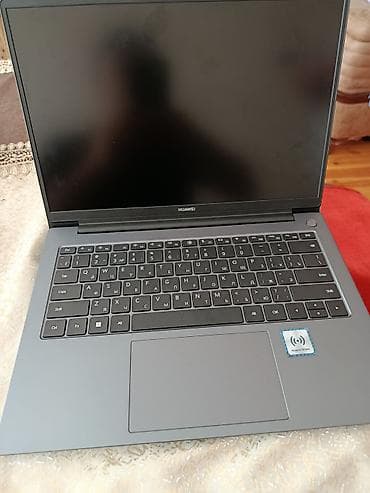 Huawei noutbuk – MateBook seriyası (boz rəng) Xüsusiyyətlər: - Ekran