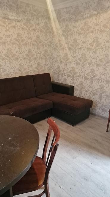 kirayə binəqədi: Xirdalanda aff park erazisinde 1 otaqli ev kiraye verilir icinde — 1