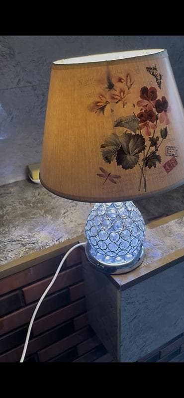 Tibbi lampalar: Lampa -İkinci əl 3-4 dəfə istifadə olunub - Qidalanma: şəbəkə ilə — 3