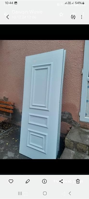Ремонтные работы: UĞUR PVC – Plastik qapı və pəncərə sifarişi Xidmətlər: - Plastik qapı — 4