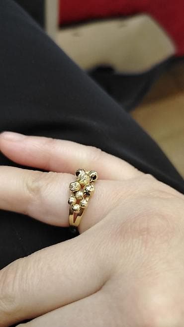 acki sekilleri: Üzük, Sarı qızıl, Qaşsız — 1