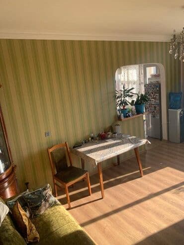 makler gence: Bakı, 5 otaqlı, Köhnə tikili, 106 kv. m — 2