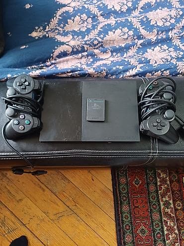 iqra maşın: Sony PlayStation 2 Slim oyun konsolu dəsti - Model: PS2 Slim (SCPH — 1