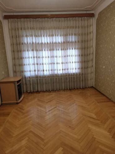 kirayə evlər ucuz: Azadliq metrosunun yaxınlığında (8-ci mikrarayonda) 9 mertebeli — 7