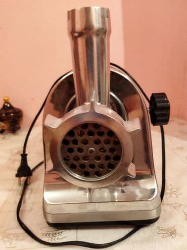 Ət çəkən maşınlar: Ət çəkən maşın Bergamo, 4000 Vt, İşlənmiş — 1