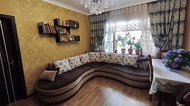 divan mobilya: Kunc divan. 200man. Yaxsi veziyyetdedi.Acilmir.Ama boyuk — 1