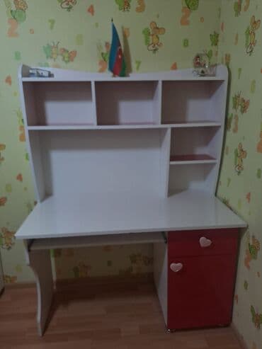 əl ilə çəkilmiş rəsimlər: Oğlan və qız üçün, İşlənmiş, Siyirməli, Yazı masası, Stulsuz — 2