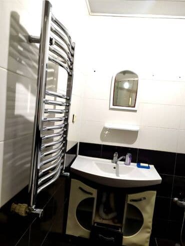 xırdalanda kirayə mənzillər: Xətai metrosuna yaxin yerləşən ümumi sahəsi 130 kv,m olan,4 otaqlı — 5