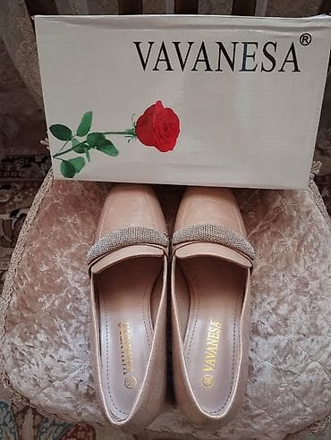 Мокасины и лоферы: Cəmi 1 dəfə geyinilib.Demək olarki təzədir. Vavanesa qadın ayaqqabısı — 6
