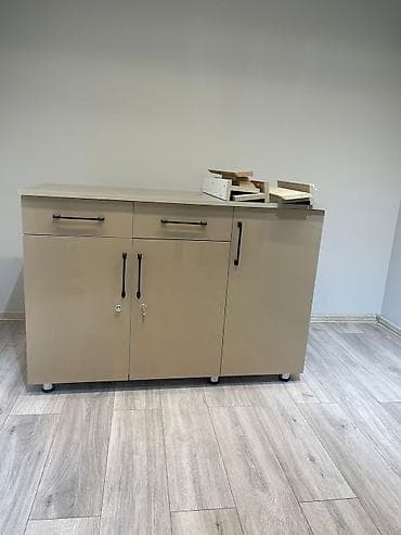 dəst mebel: Ttc94《isi》🤍 Tecili Metbex mebeli 170m satilir.Yaxwi veziyyetde. Ölçu — 1