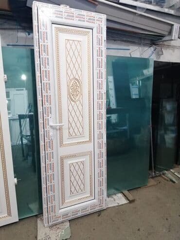 islenmis plastik qapi pencere: Plastik Naxışlı Hamam Qapıları 350 man Plastik aluminium qapı — 2