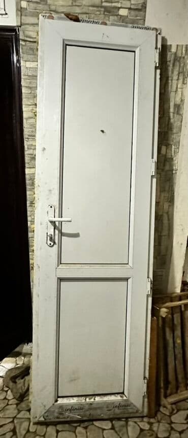 Biraz asagisinda qirigi var ona göre ucuz qiymete qoymisam. 220 uzunu