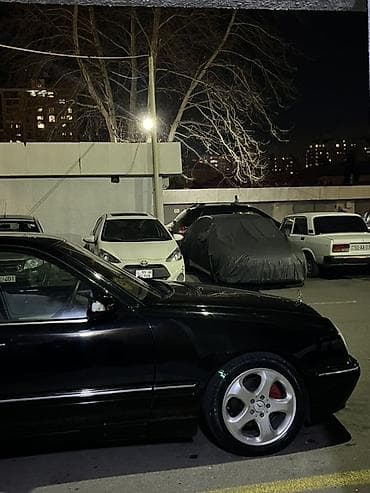 mersedes tekerleri: Satılmır! Barter olnur R17.R18lə. Bu disk R17didi — 2