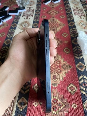 7 iphone: IPhone 13, 128 GB, Midnight, Face ID — 5