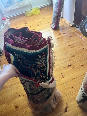 Xalca yeni, olcusu 3:2, 300 Azn