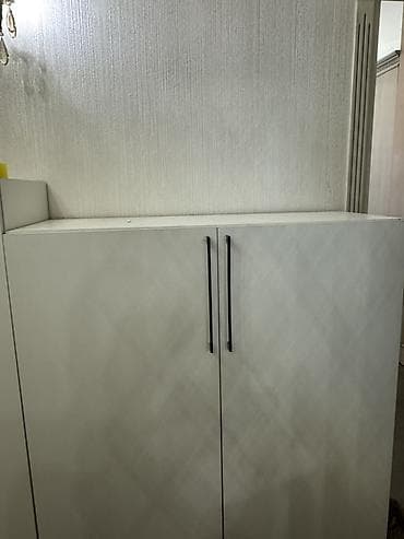 ucuz skaflar: Ağ rəngli, iki qapılı saxlama dolabı - Minimalist dizayn, mat-ağ səth — 2