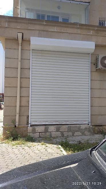 Jalüz qapılar: Ağ rəngli alüminium jalüz tipli avtomatik qapı/pərdə - Material — 2