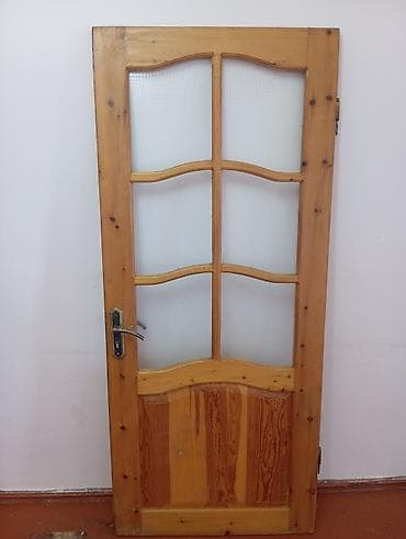 Taxta məbəlli şüşəli daxili qapı 3 Ədəd - Material: təbii ağac (şam
