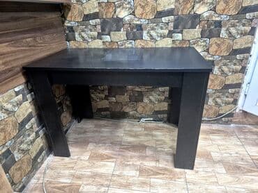 Stullar: Kompüter masası, Açılmayan, Laminat, Dördbucaq masa — 1