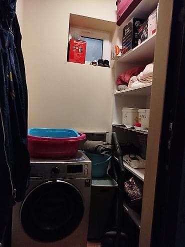 Гаражи: 📍 Ünvan: Qaraçuxur qəs. 2.2 sot torpaq sahəsində tikilmiş, 2 — 9