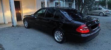 2000 e46 bmw: Mercedes-Benz E-Class (W211) sedan - Kuzov: sedan, qara rəng, klassik — 6