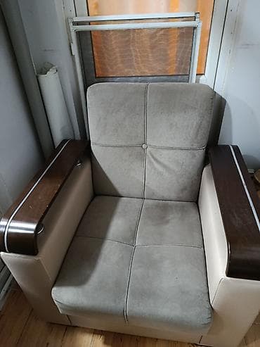 ikinci el mebler: İşlənmiş, Di̇van-kravat, 2 kreslo, Bazalı, Açılan — 8