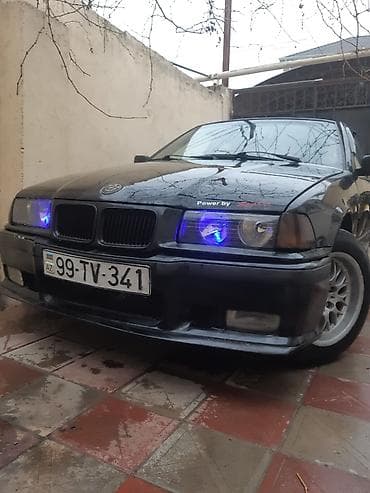 honda stream 2002: BMW 3 series: 1.8 l | 1997 il Sedan — 7