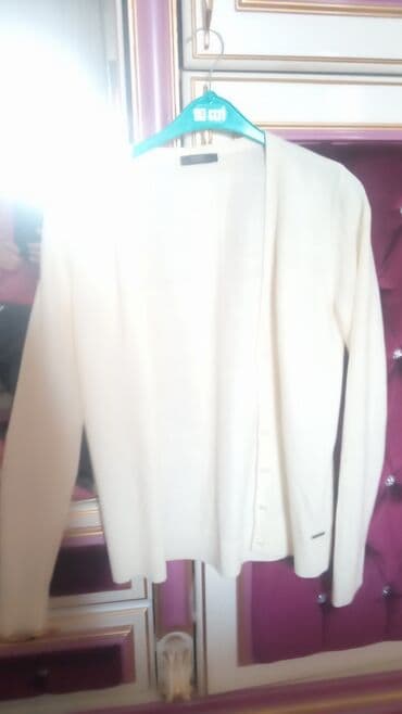 Sviter, M, rəng - Ağ