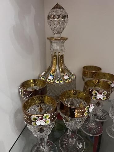 nabor: Klassik bəzəkli kristal qraf və badə dəsti - Tərkib: 1 ədəd qapaqlı — 1