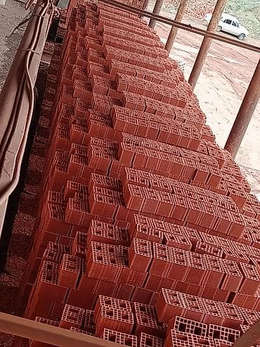 кирпичный завод балыкчы: 8,5×19×19 -Zavod qiymeti-0.16azn 🔹️10×19×19 - Zavod qiyməti-0.19 azn — 1