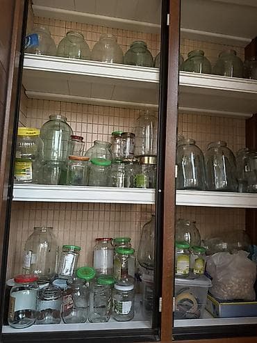 suse banka qebulu: Şüşə bankalar və qapaqlar dəsti.Pulsuzdu gelin goturun.Unvan ehmedli — 1