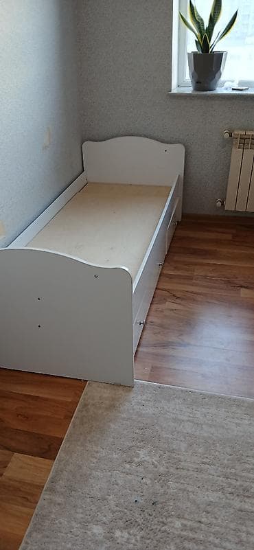 Мебель: Uşaq çarpayısı – 3 siyirməli komplekt - Model: Uşaq beşiyi/çəpərli — 3