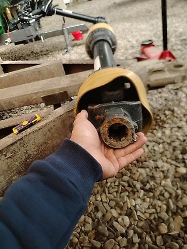 lexus gx 460: Kardan valı (PTO şaftı) – kənd təsərrüfatı texnikası üçün - Traktorun — 3