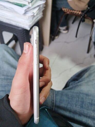 Аудиотехника: IPhone 11, 128 ГБ, Белый, Face ID — 7