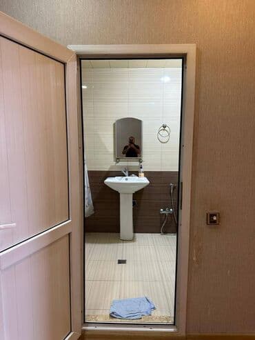 qarayev obyekt: Nizami rayonu,Qara-Qarayev metrosuna piyada 1 dəqiqəlik məsafədə — 9