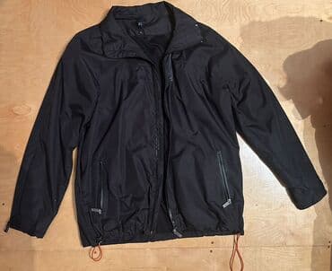 мужские кожаные куртки в баку: Kişi küləkkeçirməz gödəkçə - Rəng: qara - Ölçü: L (etiketdə L qeyd — 1