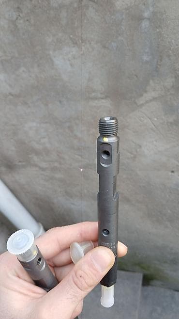 original etirler: Məhsul: Bosch sprey səpici üçün dizel inyektor elementləri (psevdo — 4