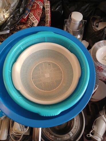 metbex qablari: Mətbəx ləvazimatları dəsti - Plastik qablar və süzgəclər: Müxtəlif — 1